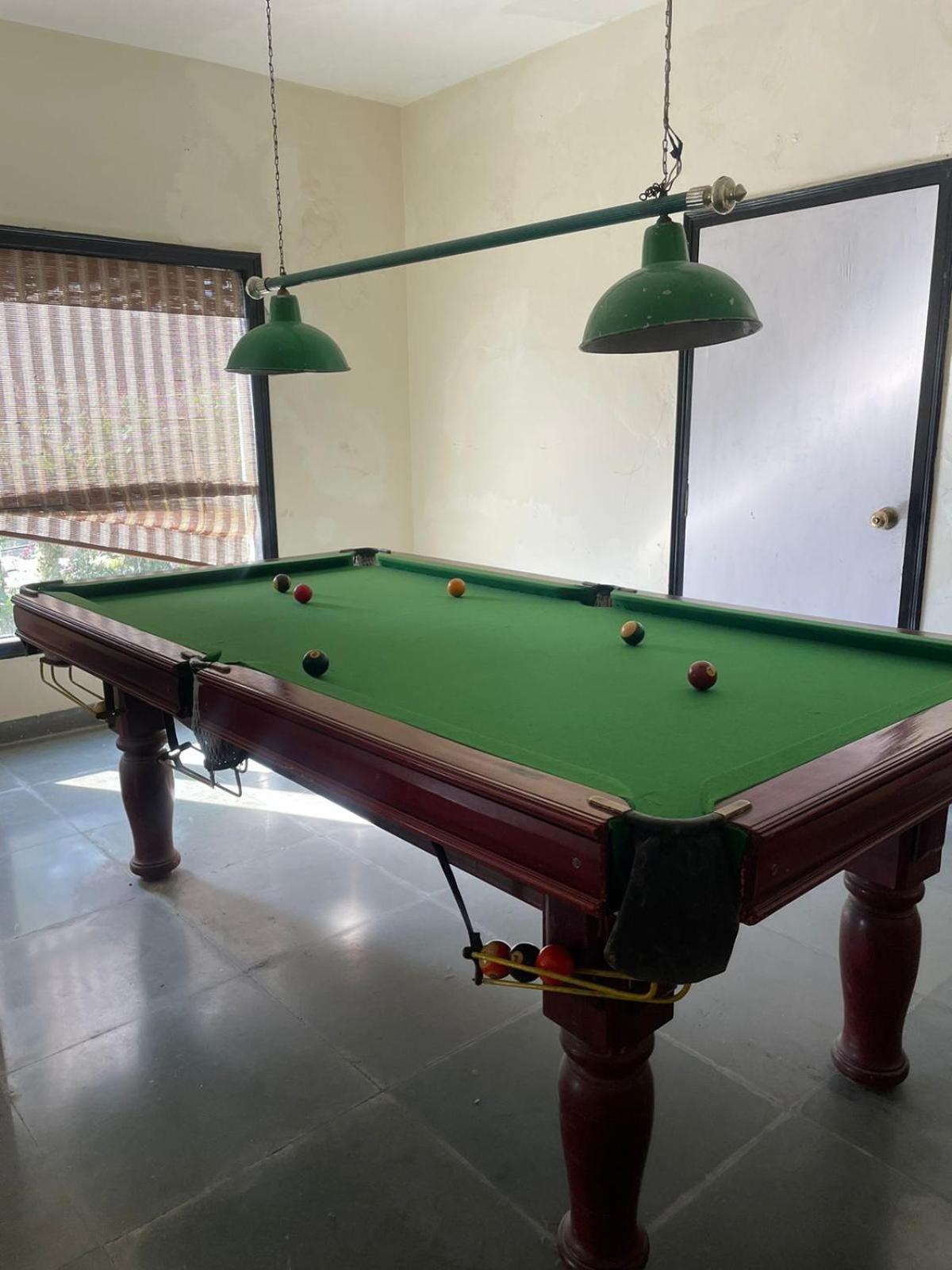8Fold-Pinecrest By Larisa, Bhimtal Hotel Buitenkant foto